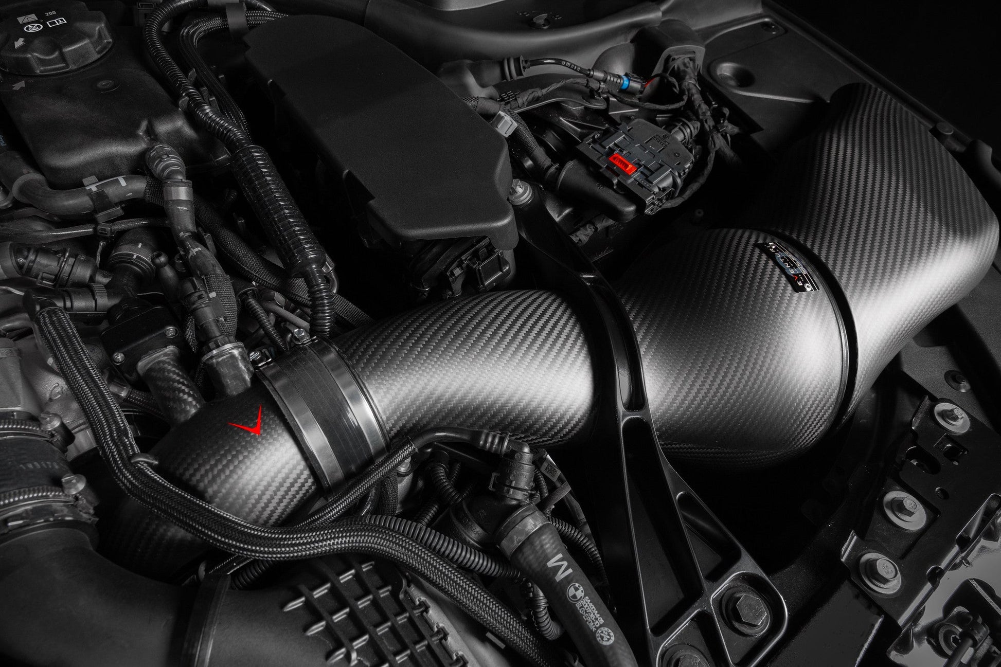 Eventuri – Inlets de turbo carbone BMW M5 G90 / G99 (G9x) – détail 7