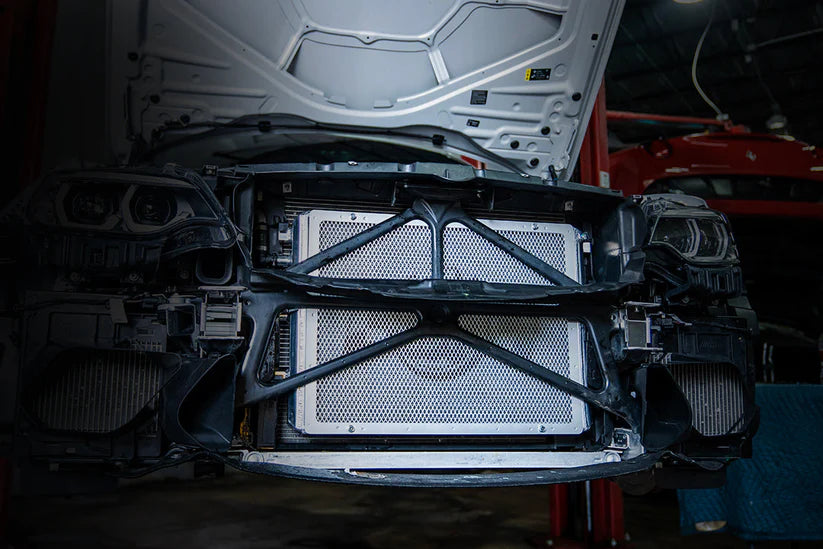 CSF – Front Mount Heat Exchanger + Rock Guard (Silver) BMW F8X