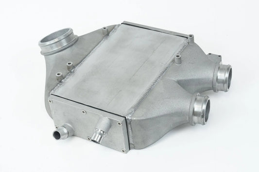 CSF – Top Mount Charge-Air-Cooler BMW F8X (Raw Finish) – vue 2