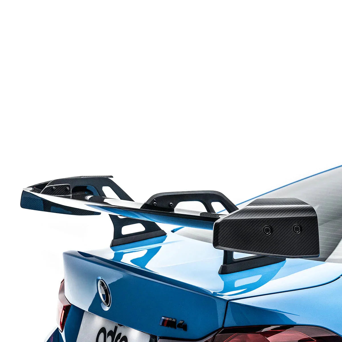ADRO – Aileron col de cygne at-r1 incurvé pour BMW F82 M4 – vue 2