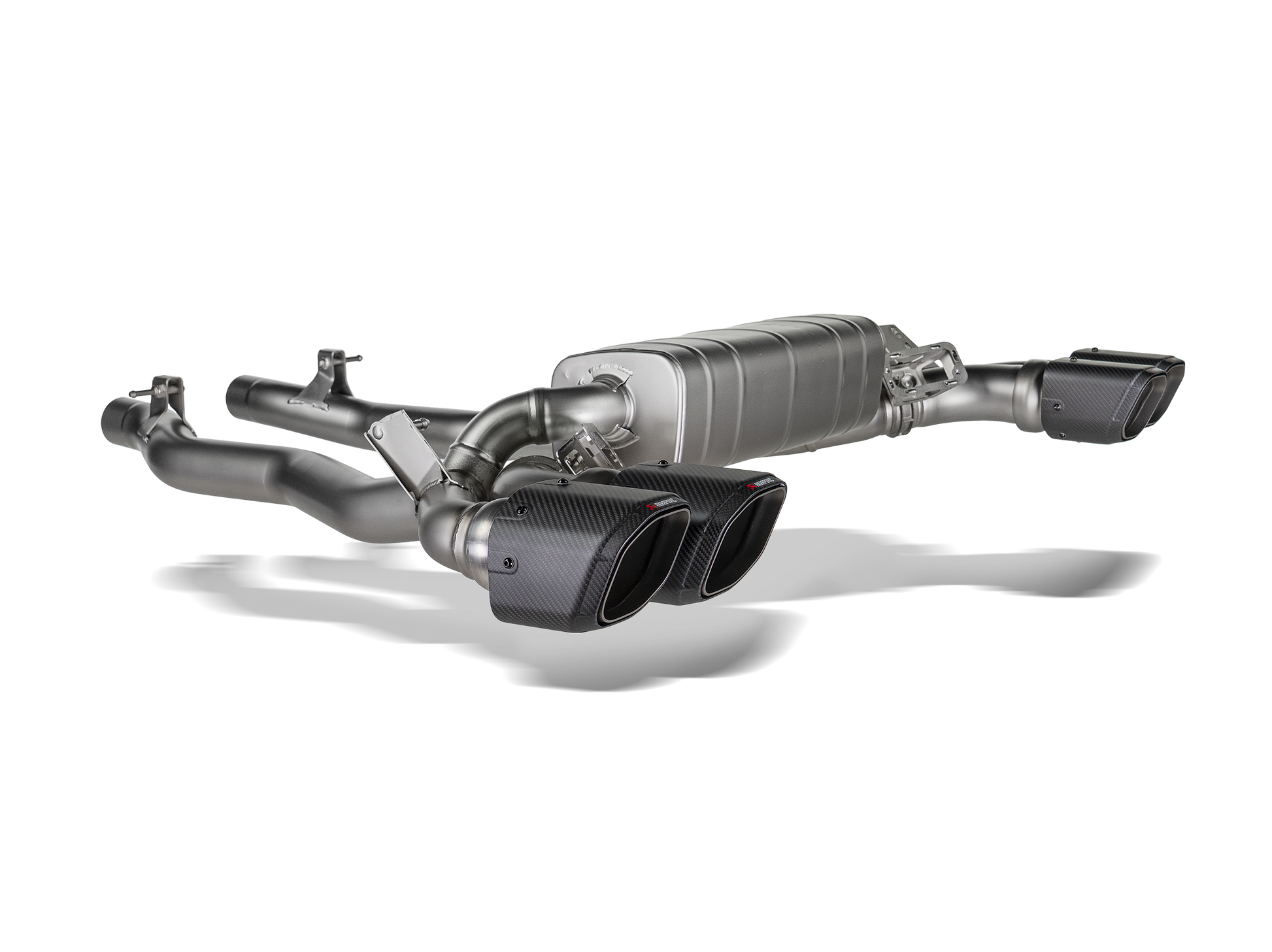 Sorties carbone Akrapovič BMW M5 G90 G99