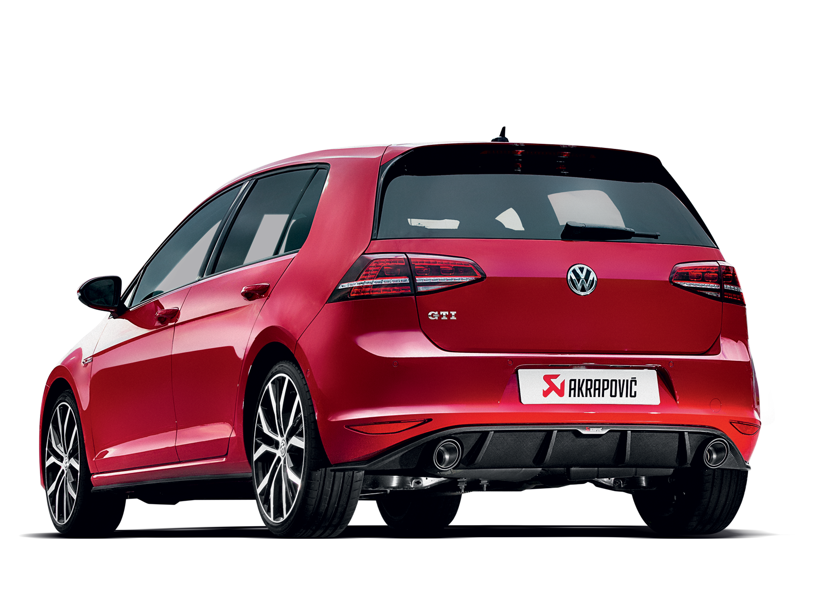 Volkswagen Golf 7 GTI avec échappement Akrapovič – vue 3