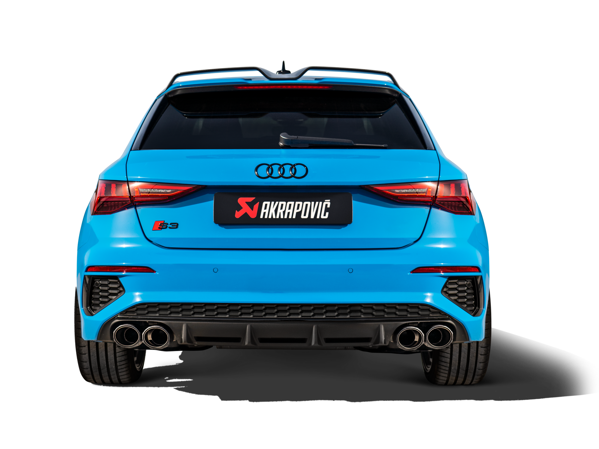 Audi S3 8Y Sportback avec échappement Akrapovič – vue 3