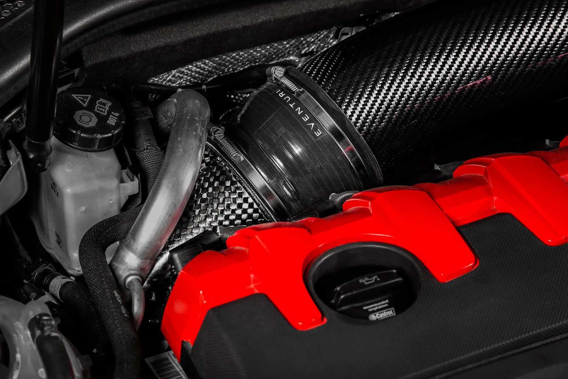 Turbo inlet carbone Eventuri pour Audi RS3 8Y