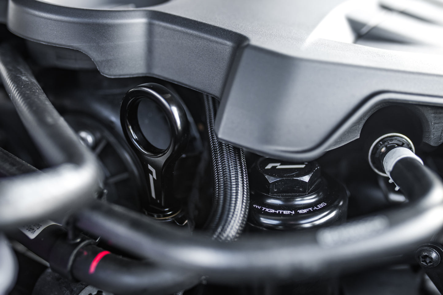 Jauge à huile RacingLine installée sur moteur EA888