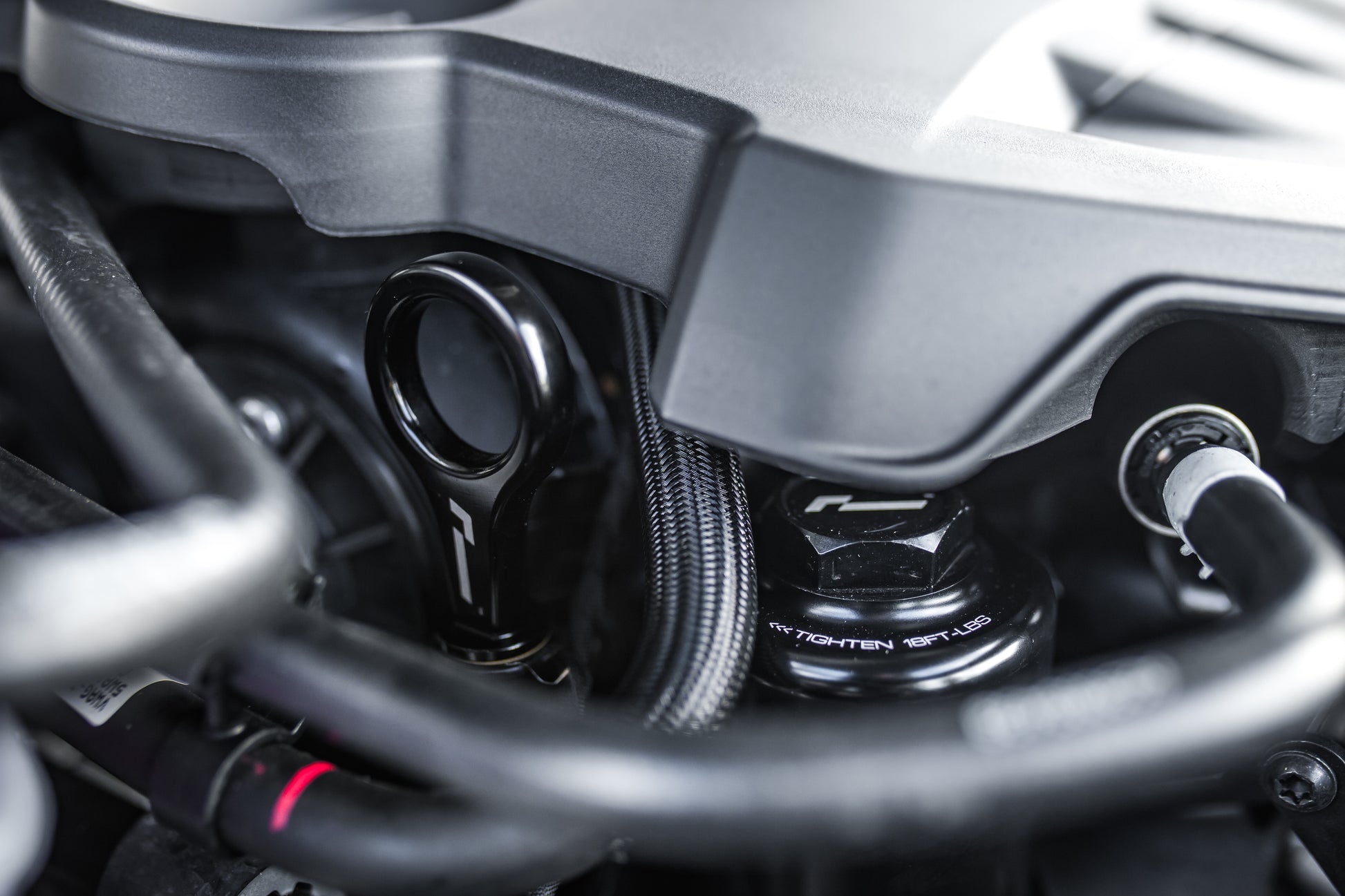 Jauge à huile RacingLine installée sur moteur EA888